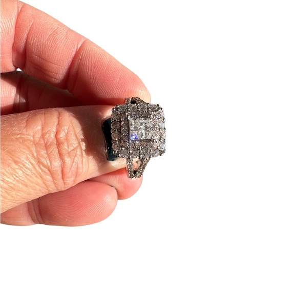 Mini Stone Silver Zircon Diamond Ring - Picture 6 of 10